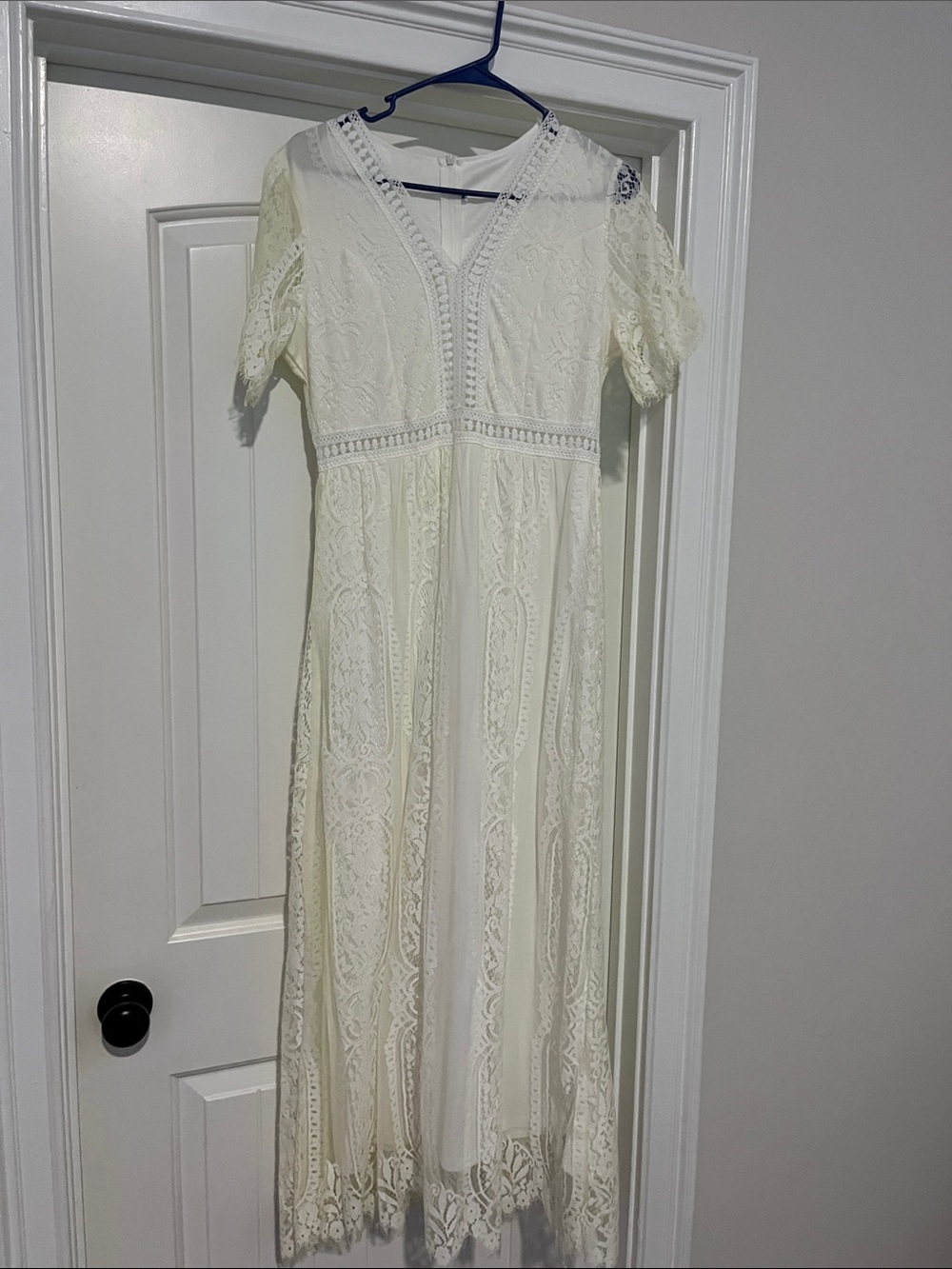 Lace V-Neck Maxi Dress in Ivory